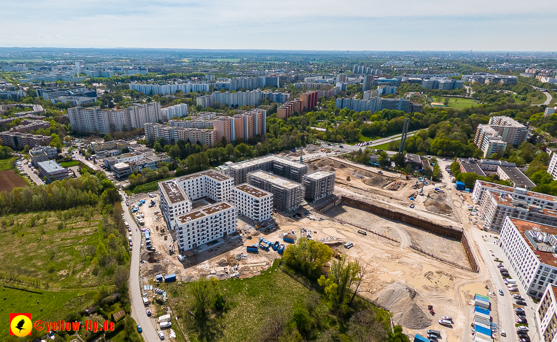 04.05.2023 - Luftbilder vom Alexisqaurtier und Pandion Verde in Neuperlach